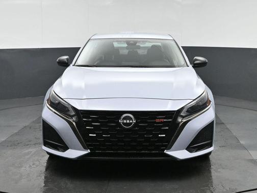 Gray Sky Pearl 2023 Nissan Altima SR FWD