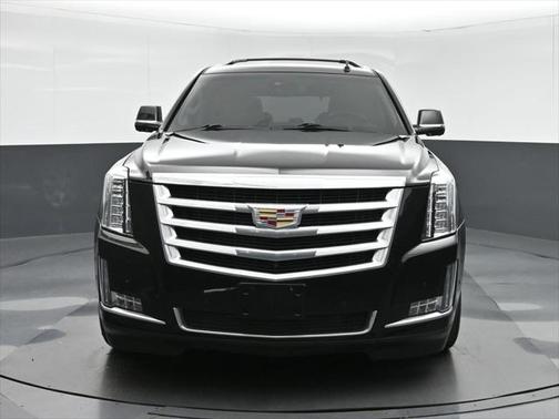2018 Cadillac Escalade Luxury