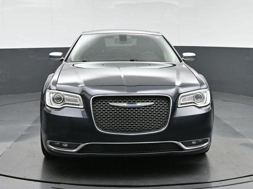 2018 Chrysler 300 Limited