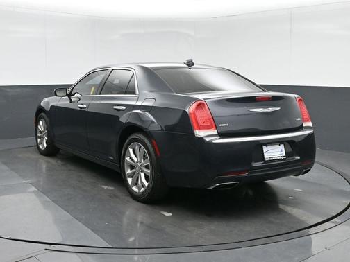 2018 Chrysler 300 Limited