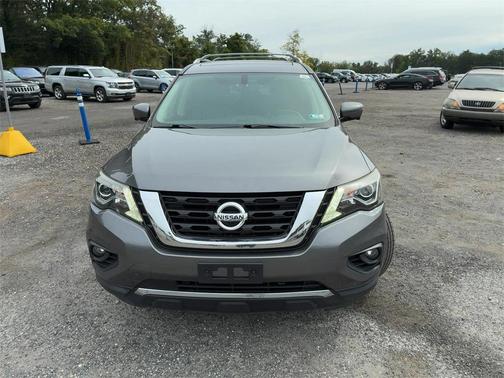2017 Nissan Pathfinder Platinum