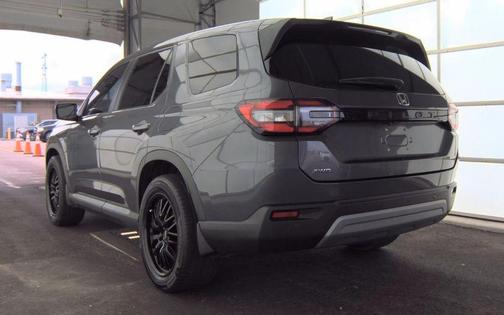 Modern Steel Metallic 2023 Honda Pilot AWD EX-L 8 Passenger