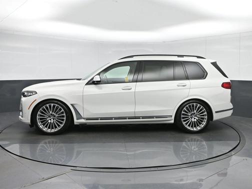 Alpine White 2021 BMW X7 xDrive40i