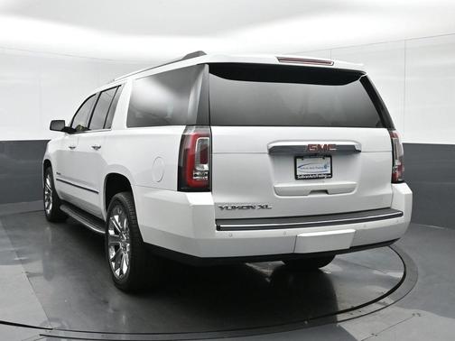 2017 GMC Yukon XL Denali