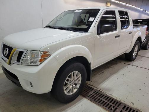 Glacier White 2019 Nissan Frontier SV