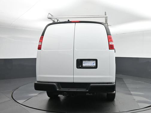 Summit White 2025 Chevrolet Express 2500 Work Van