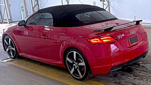 Tango Red Metallic/Black Roof 2019 Audi TT 2.0T