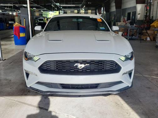 Oxford White 2018 Ford Mustang EcoBoost