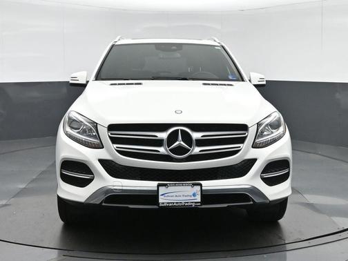 White 2016 Mercedes-Benz GLE-Class GLE 350 4MATIC