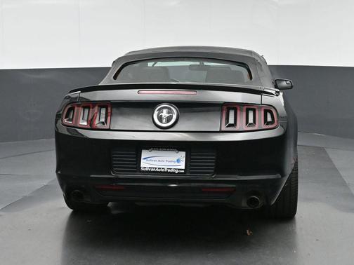 2013 Ford Mustang V6 Premium
