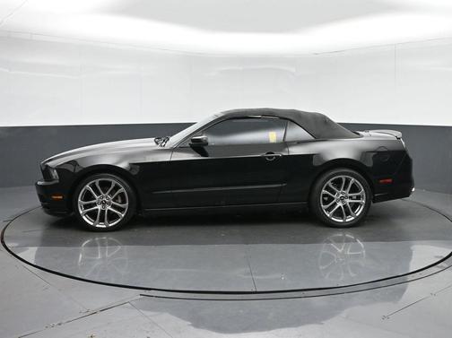 2013 Ford Mustang V6 Premium