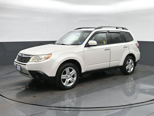 Satin White Pearl 2010 Subaru Forester 2.5 X Premium