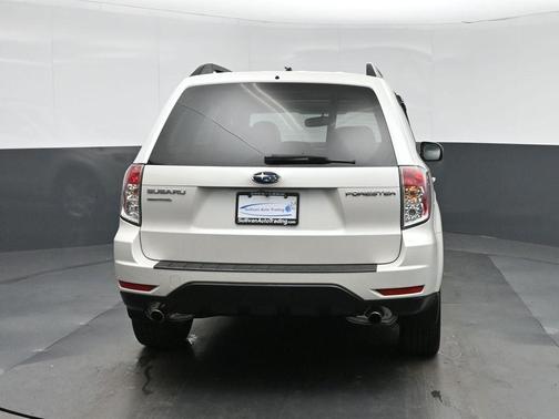Satin White Pearl 2010 Subaru Forester 2.5 X Premium