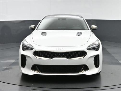 2022 Kia Stinger GT1
