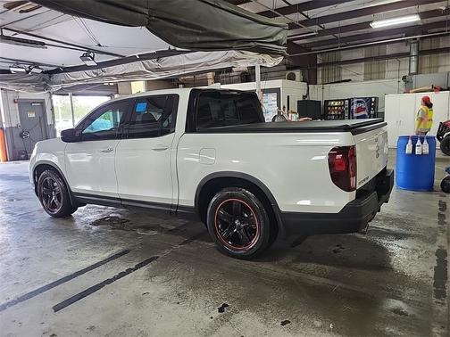 2022 Honda Ridgeline Black
