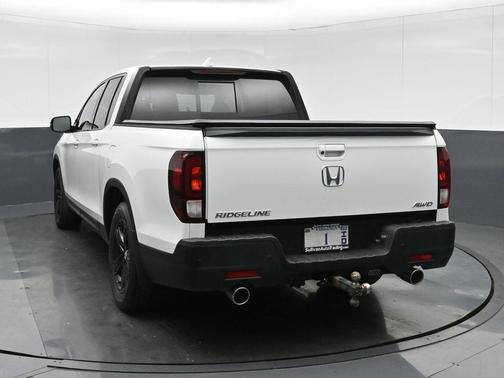 2022 Honda Ridgeline Black