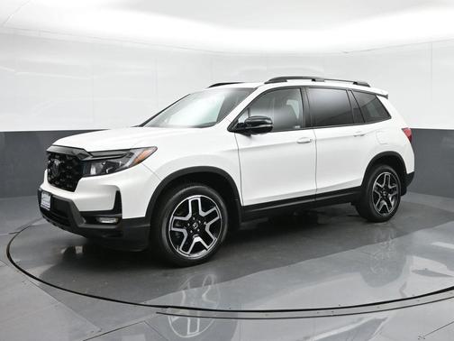 2023 Honda Passport AWD Elite