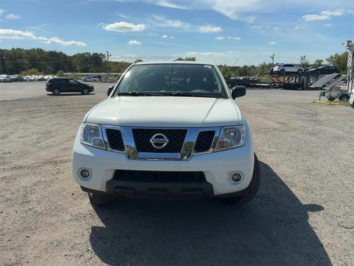 2017 Nissan Frontier SV