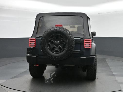 Rhino Clearcoat 2016 Jeep Wrangler Unlimited Rubicon