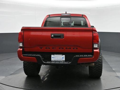 2020 Toyota Tacoma SR