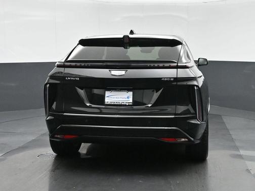2023 Cadillac LYRIQ Luxury