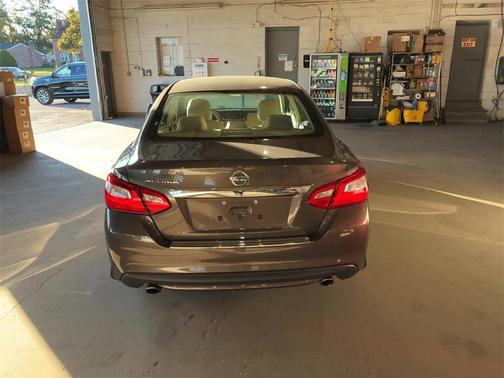 2016 Nissan Altima 2.5 S