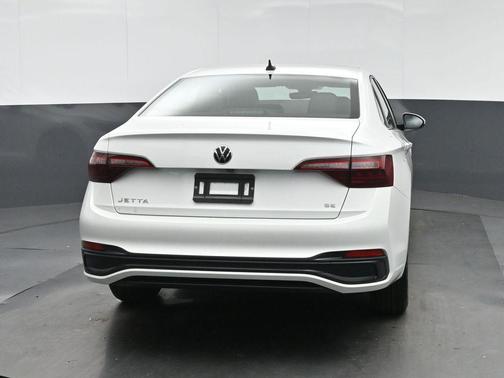 Opal White Pearl 2024 Volkswagen Jetta 1.5T SE