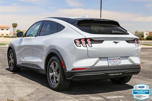 2022 Ford Mustang Mach-E SELECT