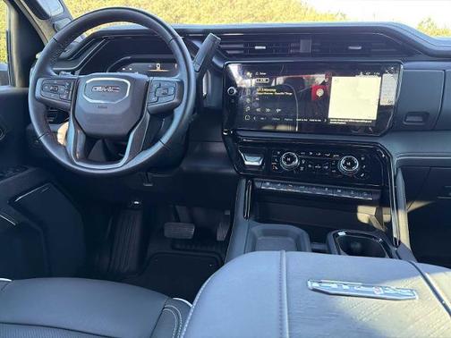 2025 GMC Sierra 2500 AT4X