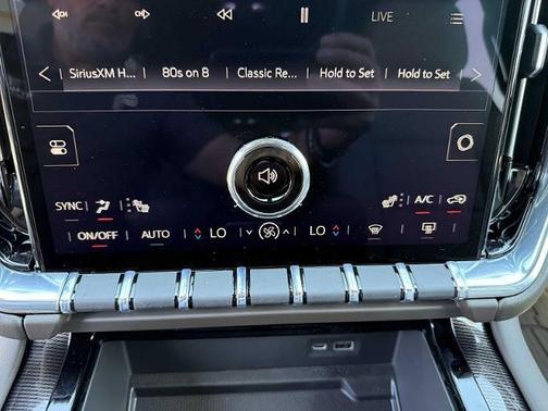2025 GMC Yukon 2WD Elevation