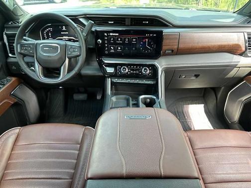 2024 GMC Sierra 2500 Denali Ultimate