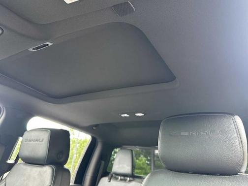2020 GMC Sierra 2500 Denali