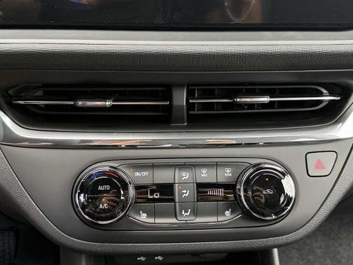 2025 Buick Envista Preferred FWD