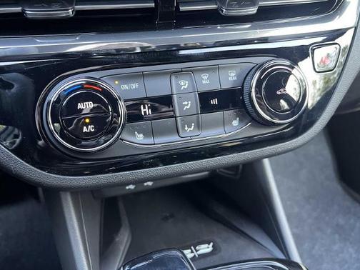 2026 Buick Envista Sport Touring FWD