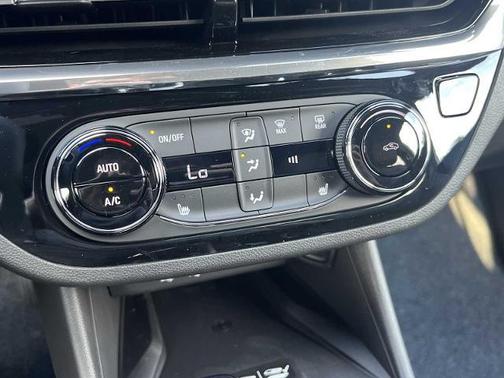 2026 Buick Envista Sport Touring FWD