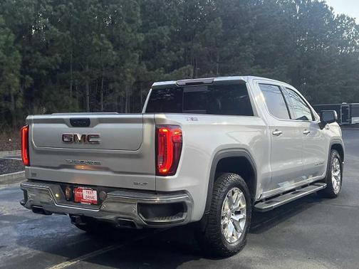 2022 GMC Sierra 1500 SLT
