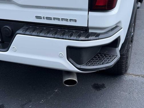 Summit White 2026 GMC Sierra 2500 Denali