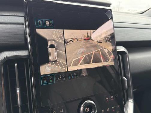 2026 GMC Acadia AT4 AWD