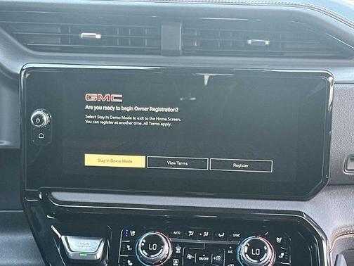 2025 GMC Sierra 1500 AT4