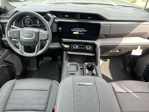 2025 GMC Sierra 2500 AT4