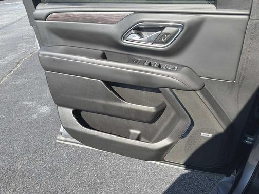 Sterling Gray Metallic 2023 Chevrolet Tahoe 4WD Z71