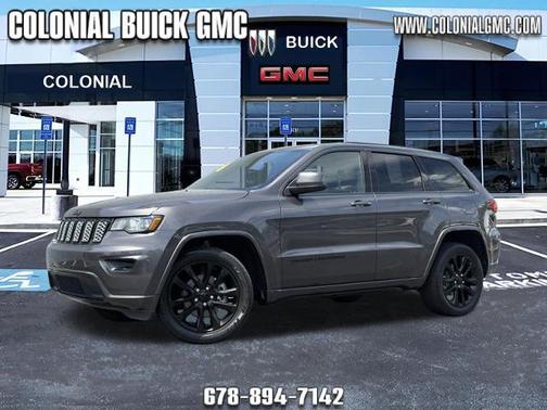 Granite Crystal Metallic Clearcoat 2020 Jeep Grand Cherokee Altitude