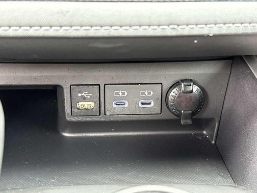2022 Toyota Highlander L