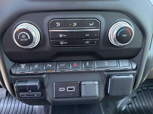 2025 GMC Sierra 2500 Base
