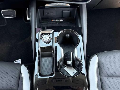Summit White 2026 Buick Envision Sport Touring AWD