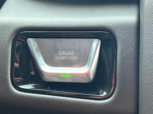 2025 GMC Yukon 2WD Elevation