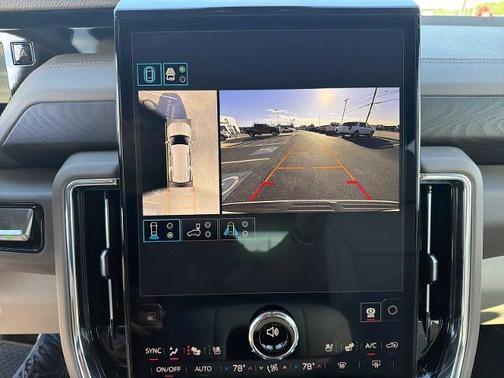 Glacier White Tricoat 2026 GMC Yukon Denali