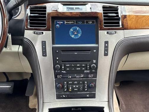2010 Cadillac Escalade ESV Base