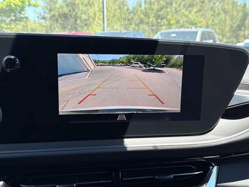Summit White 2026 Buick Envista Sport Touring FWD