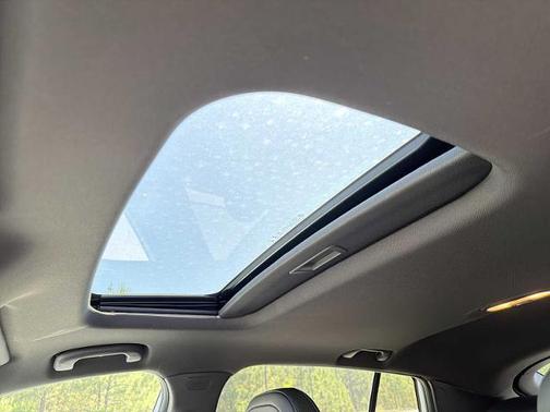 Summit White 2026 Buick Envista Sport Touring FWD